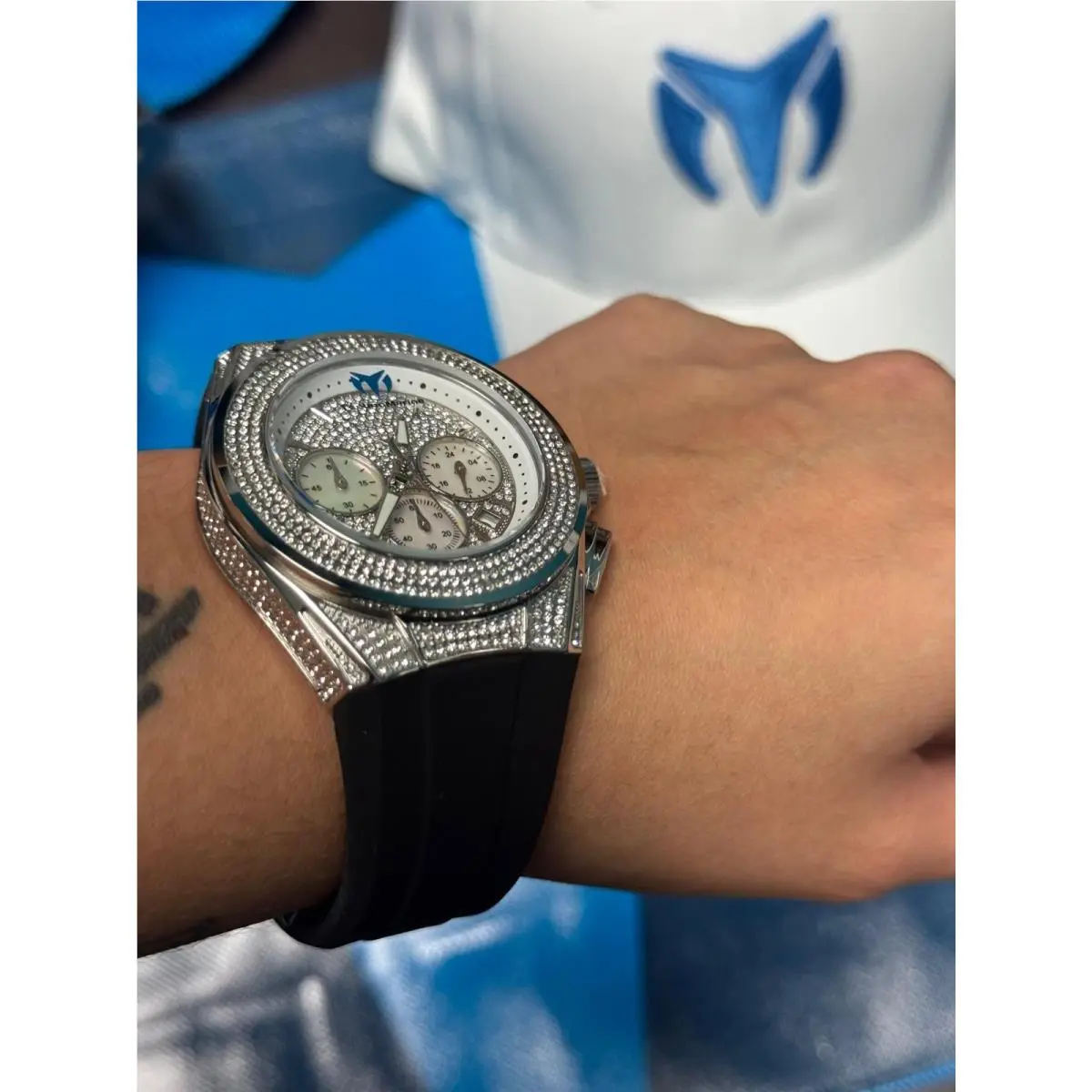 Technomarine Cruise Pave Silver 45mm Swiss 763 Stones White-black or Both Straps by TechnoMarine