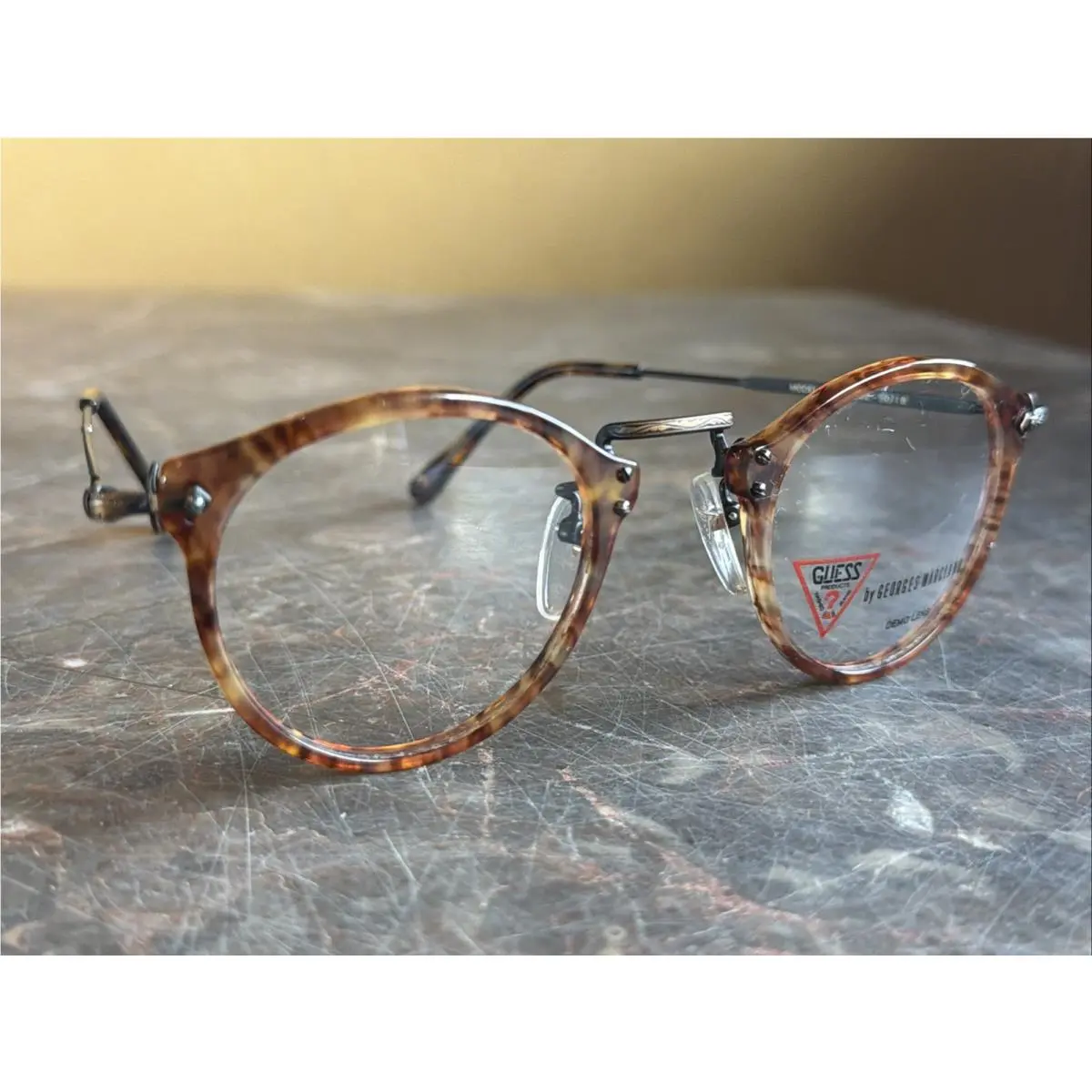 Guess By Georges Marciano Model 153-0302 50/28 Tortoise Eyeglasses Frame A304