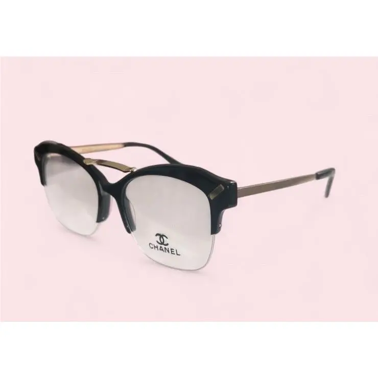 Chanel Eyeglasses Frame Black Gold 51 17 138. Woman. 50 V Nice