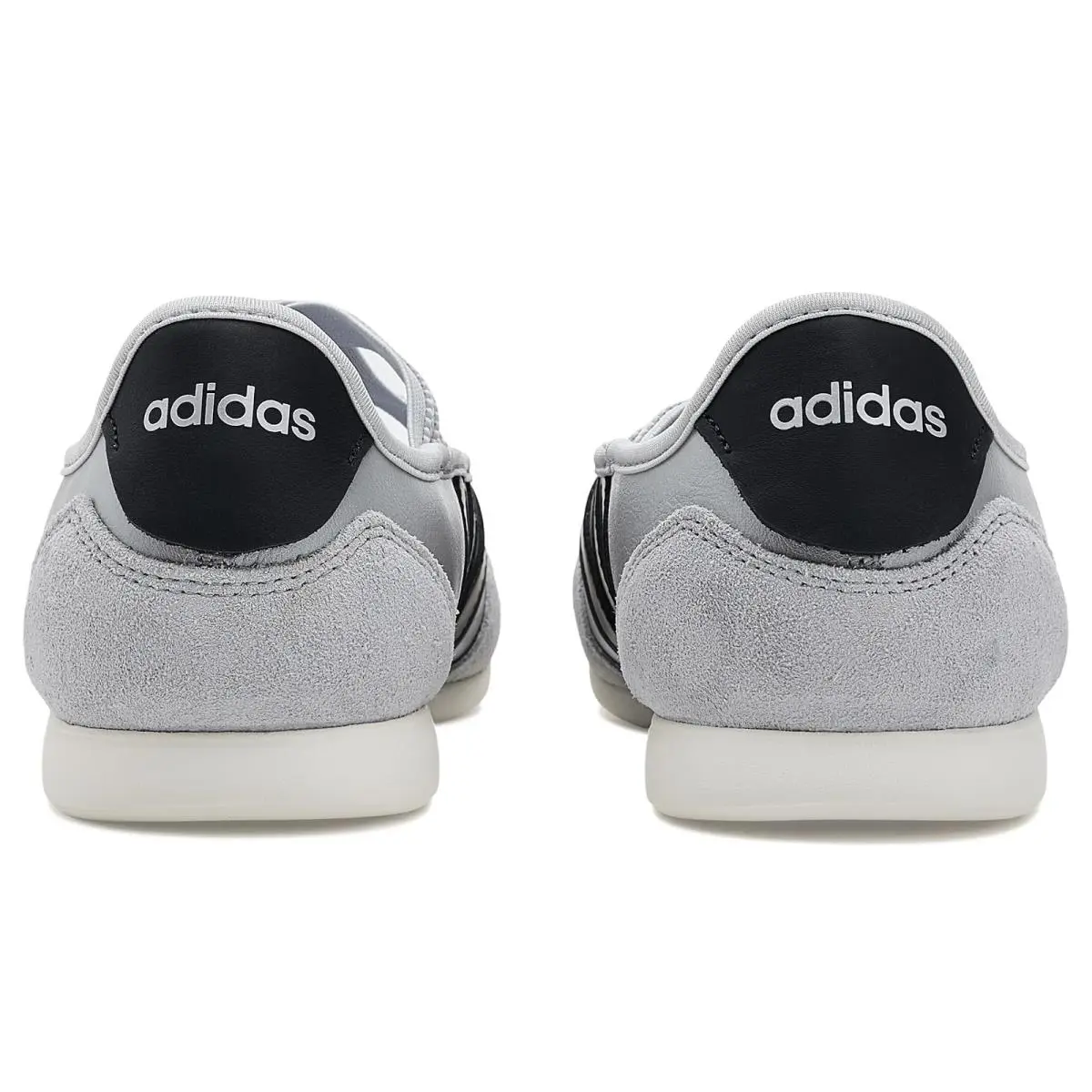 Adidas shoes - Black/White/Gum 19
