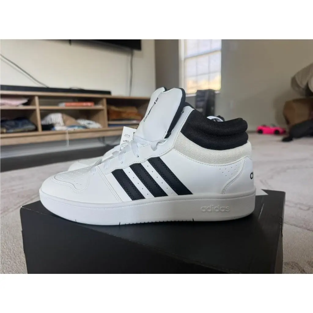 Adidas shoes - adidas Hoops - Hoops - White 0