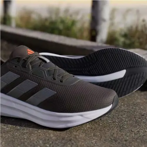 Adidas shoes - Shadow Olive / Iron Metallic / Cloud White 18