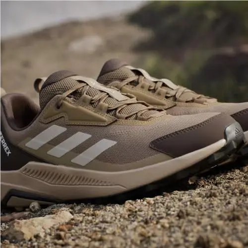 Adidas shoes - Brown Oxide / Light Brown / Dark Brown 18