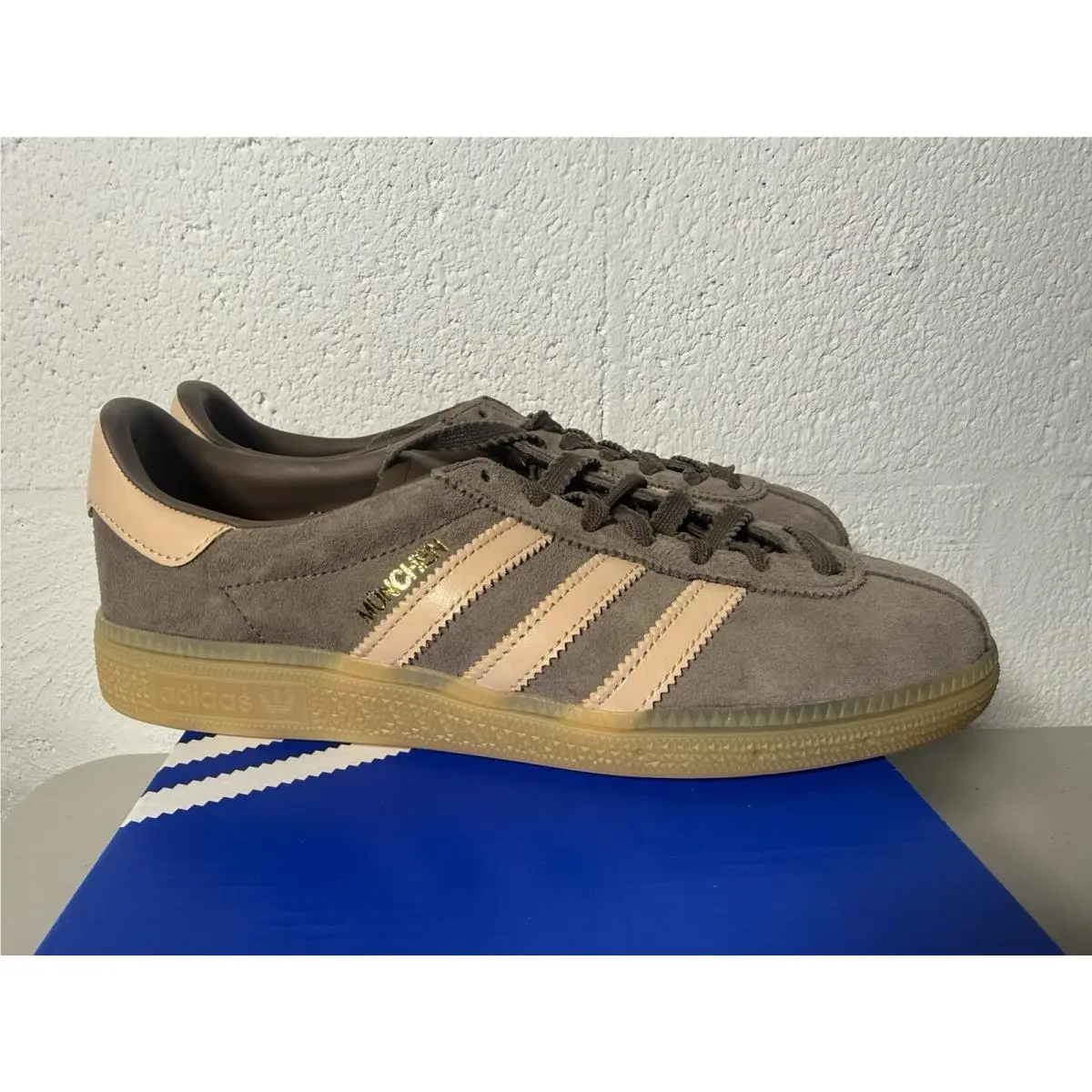Adidas shoes - Adidas Originals Muenchen - Originals Muenchen - KJ4496 - Earth Strata/Halo Blush/Gum 2