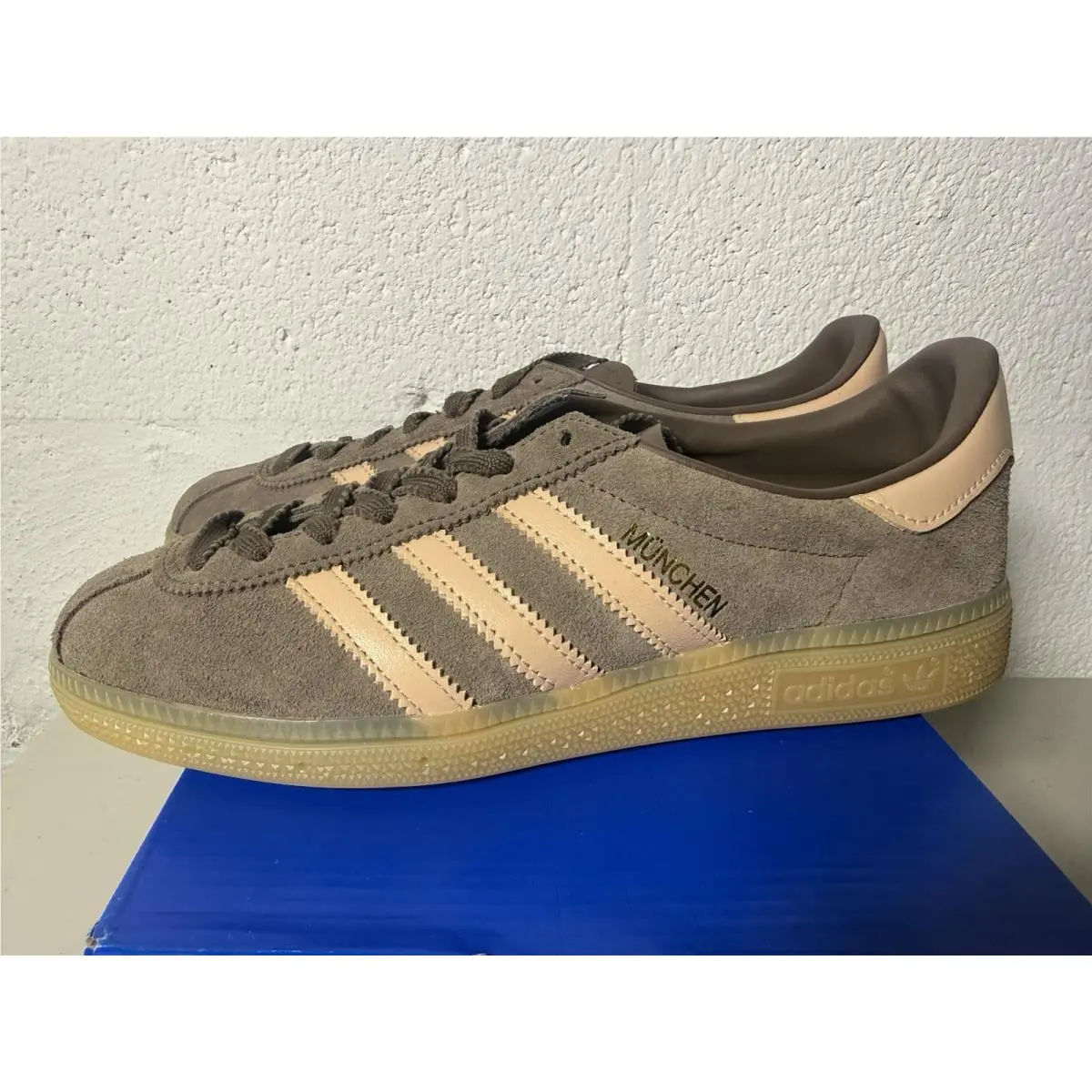 Adidas shoes - Adidas Originals Muenchen - Originals Muenchen - KJ4496 - Earth Strata/Halo Blush/Gum 7