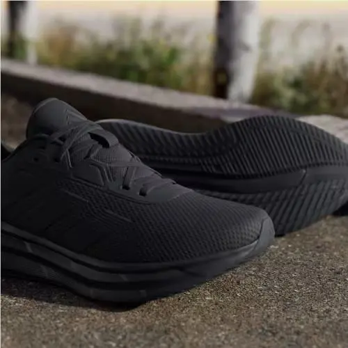 Adidas shoes - Core Black / Core Black / Core Black 7