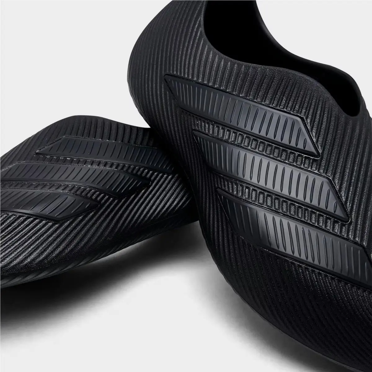 Adidas shoes - KJ8113 001 - Core Black 4