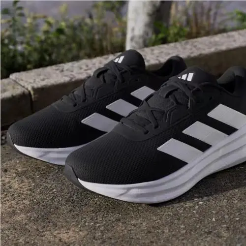 Adidas shoes - Core Black / Cloud White / Core Black 9