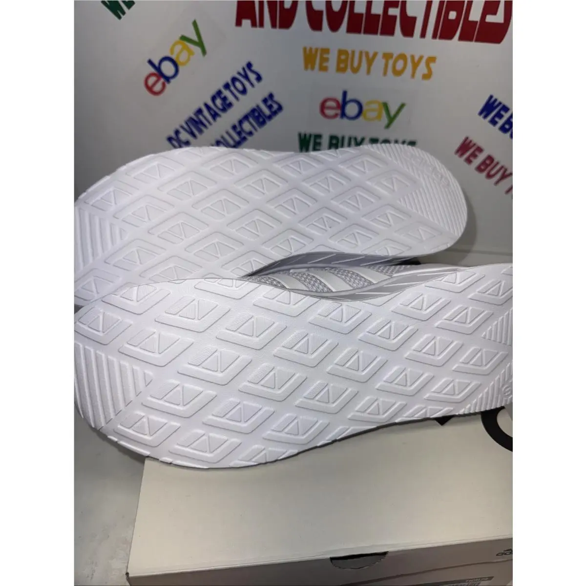 Adidas shoes - adidas Questar Flow - Questar Flow - H01179 - White 13
