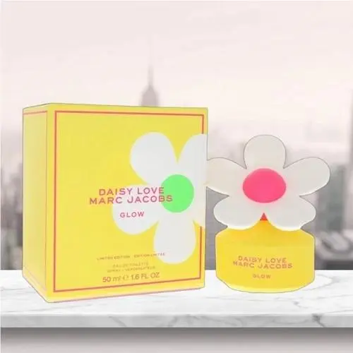 Daisy Love Glow 1.6 Plus 1 Surprise 3.4 OZ Bottle Free Rare by Marc Jacobs