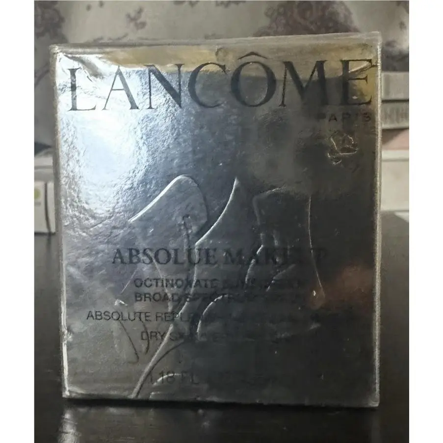 Lancome Absolue Powder Absolute Ecru Light Full Size .352 OZ 10 D15 Exp 03/24
