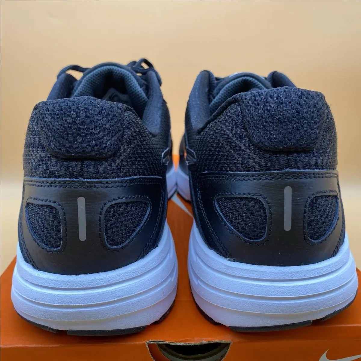 Nike shoes - Nike Dart 10 - Dart - 580524-002 - Black (UPC: 0826216002450) 4