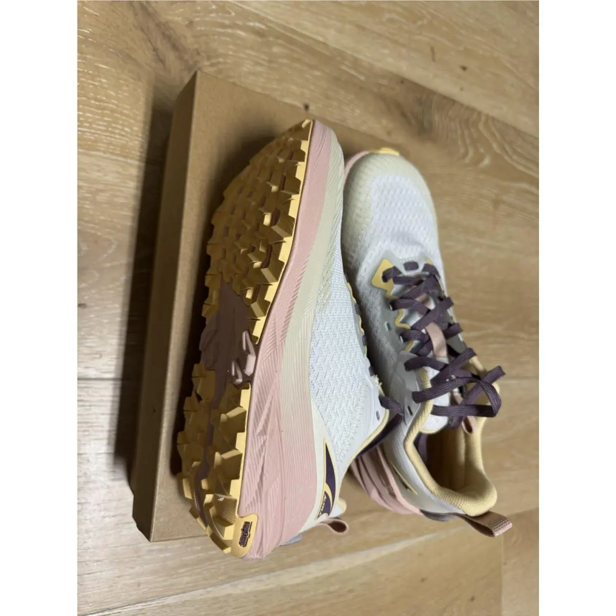 Altra shoes - Altra Experience Wild 2 - Experience Wild - White 2