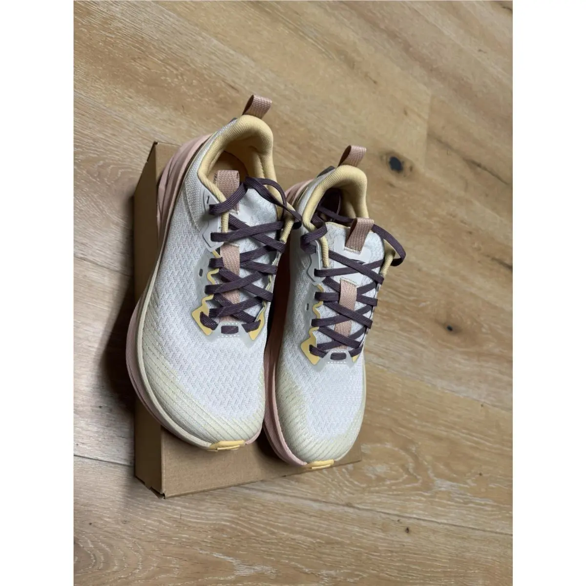Altra Experience Wild 2 Womens Trail Running Shoe White/pink Size 8.5