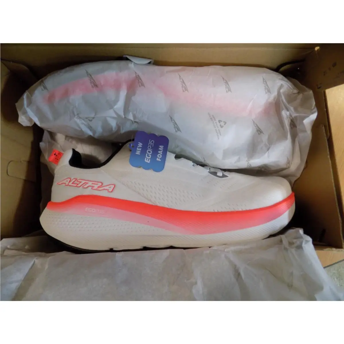 Altra shoes - Altra FWD VIA 2 - FWD VIA - White/Coral 2