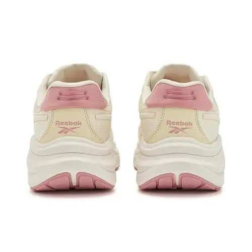 Reebok shoes - Aged Beige/Gentle Pink/Chalk 5