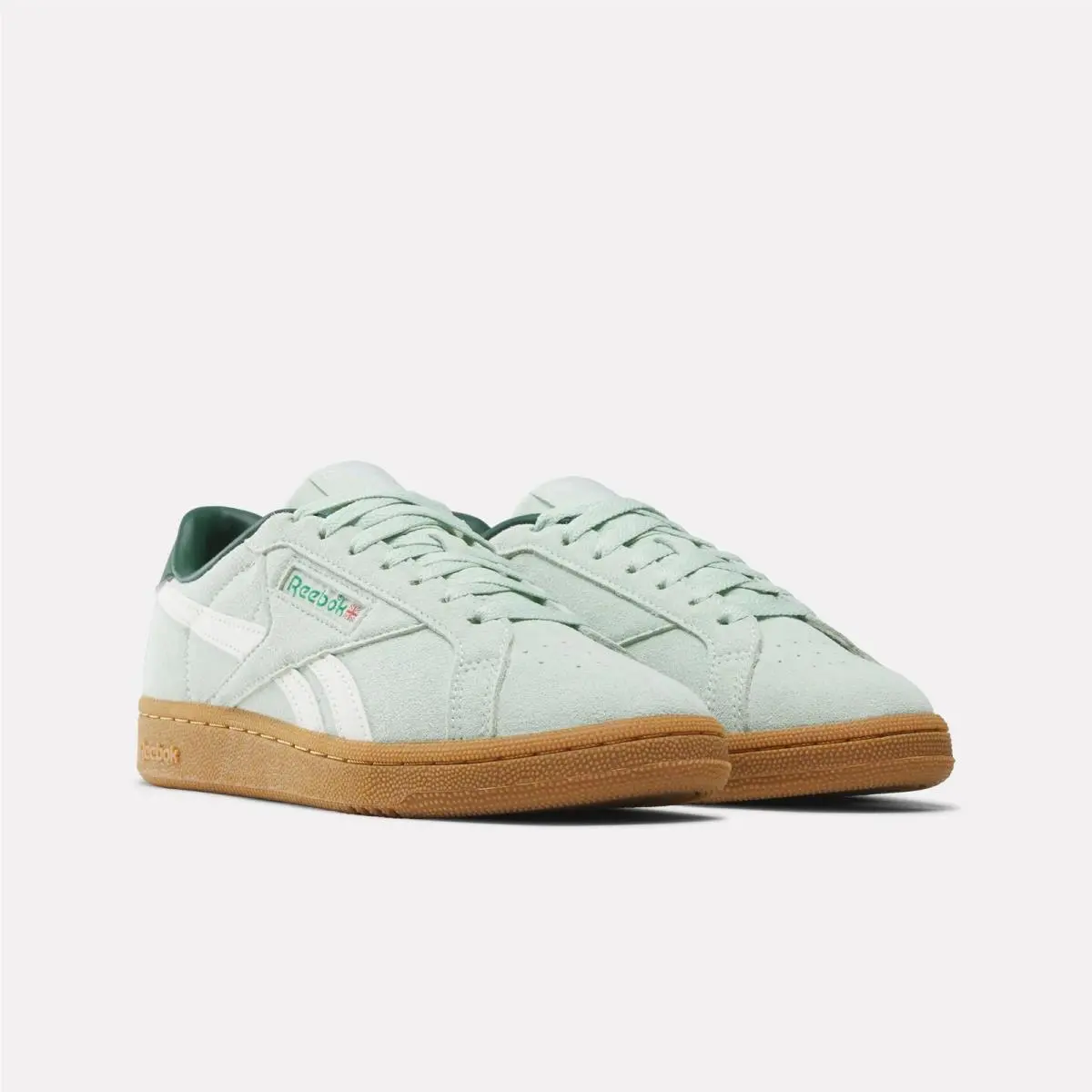 Reebok shoes - Green/White/Gum 7