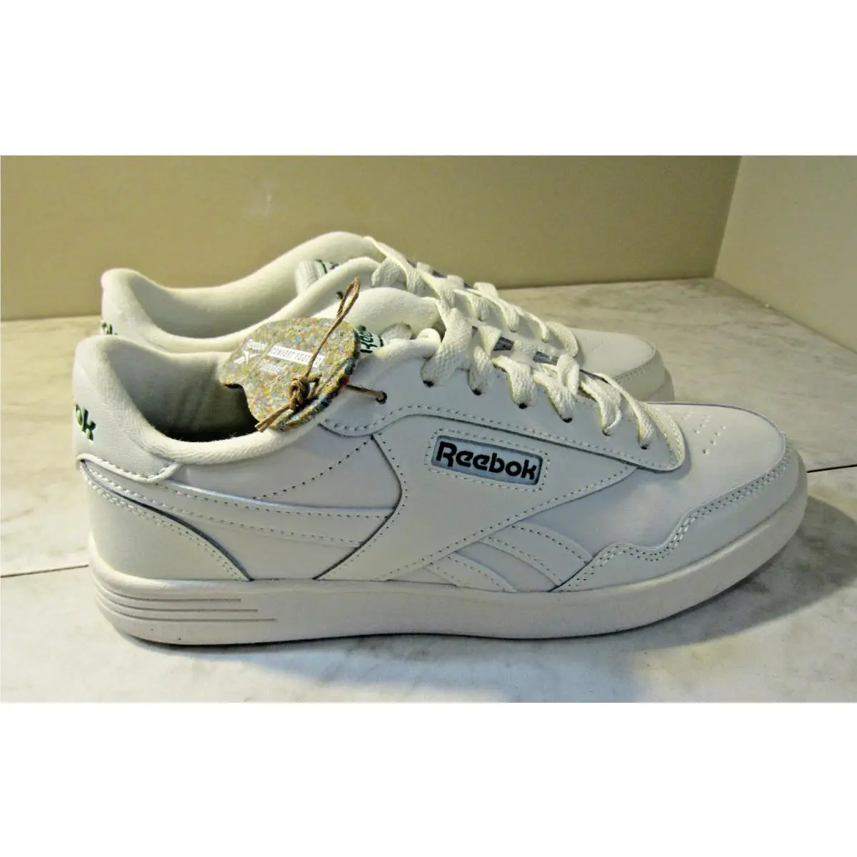 Reebok Club Memt Green Chalk/classic White Athletic Shoes Women`s 7.5 EU 38