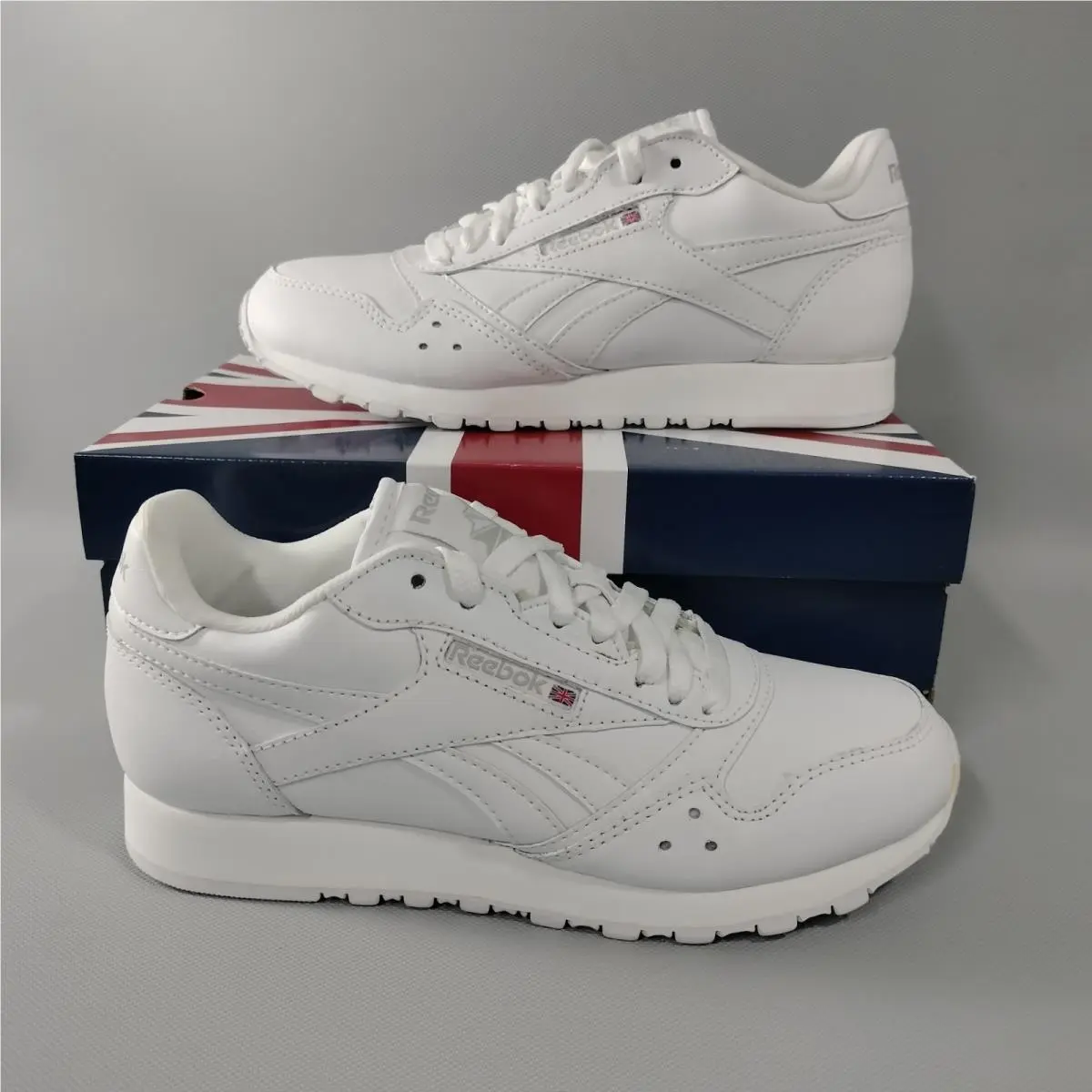 Reebok Classic CL Evra White Leather Sneakers Shoes Womens Size 6.5 Nos