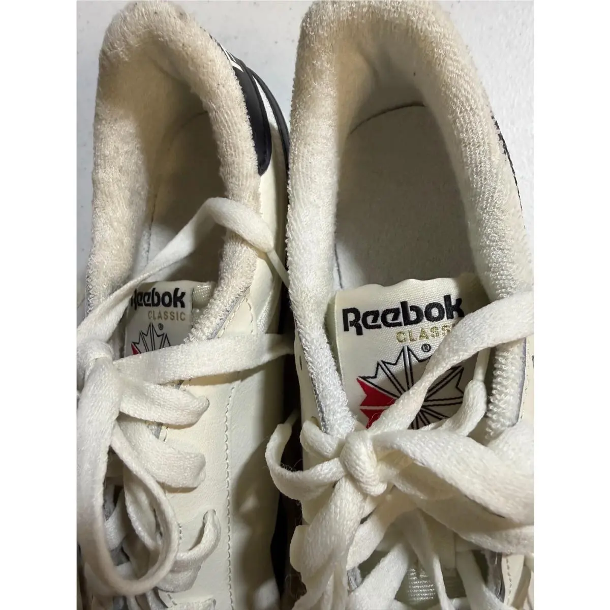 Reebok shoes - White 1