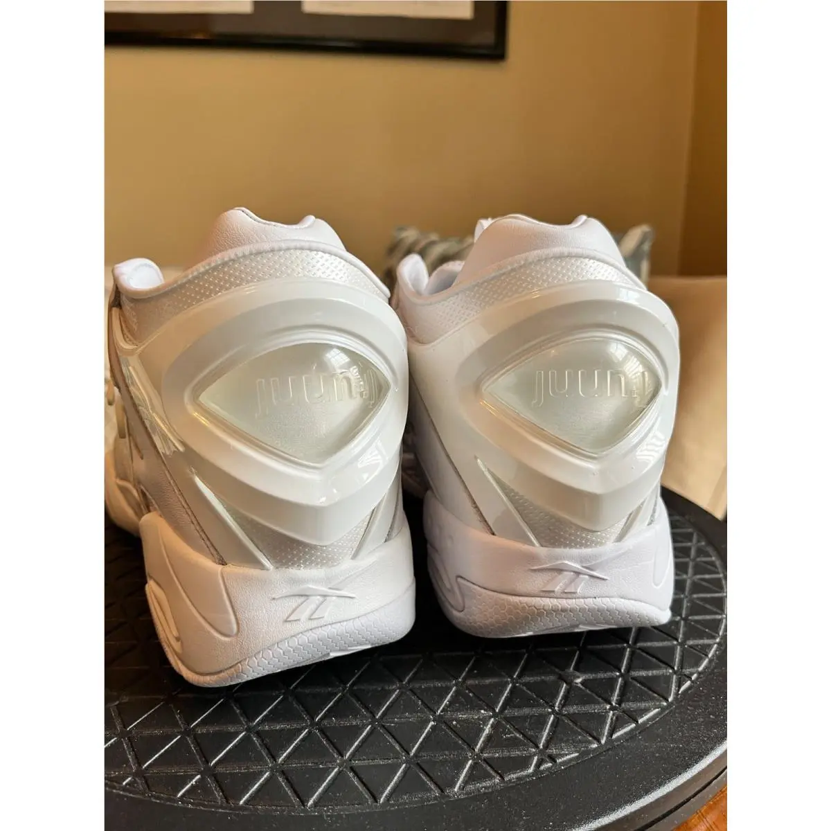 Reebok shoes - Reebok Pump Court - Pump Court - H69059 - White (UPC: 4064041922338) 1