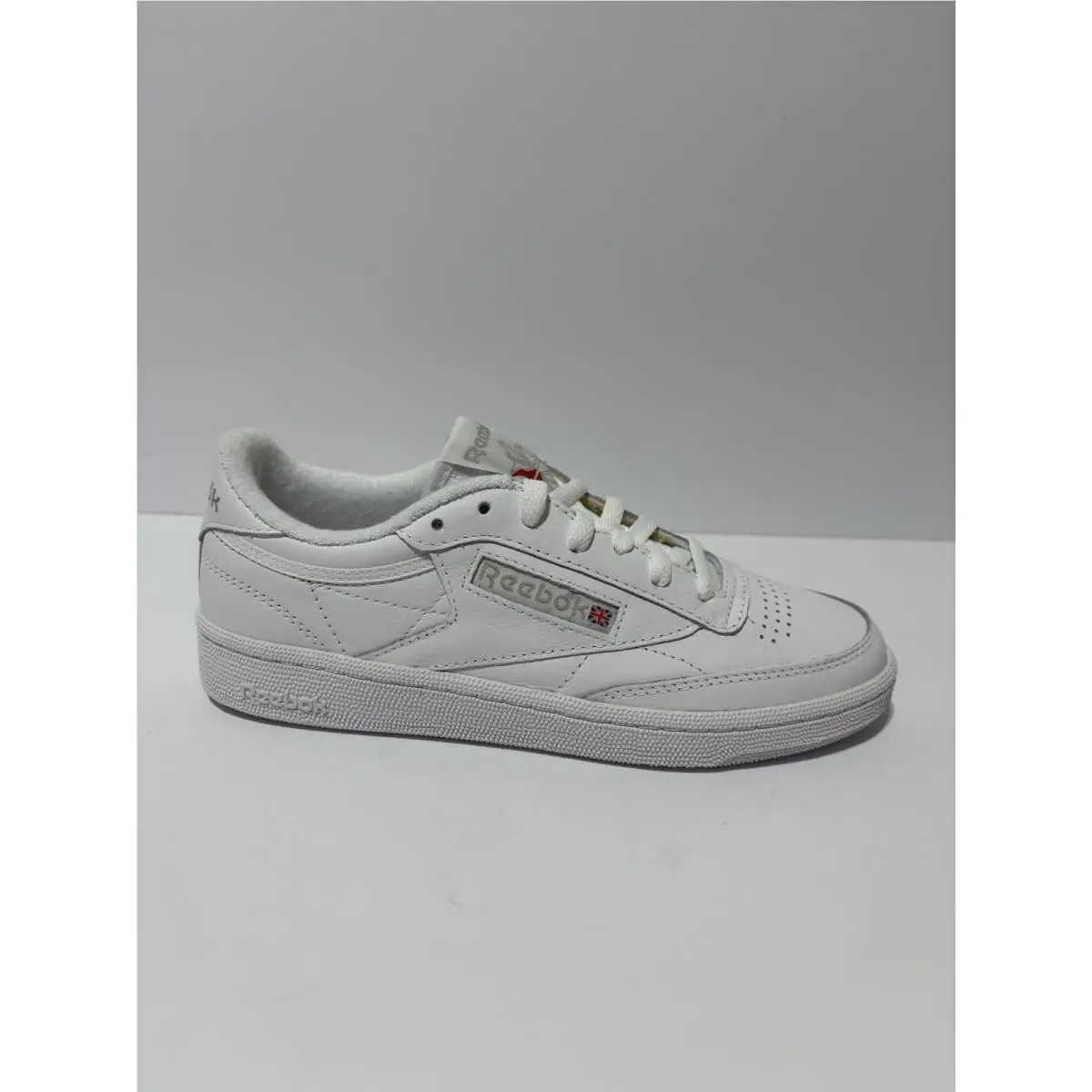 Reebok Women’s Club C 85 White Leather Sneakers Size 7 M