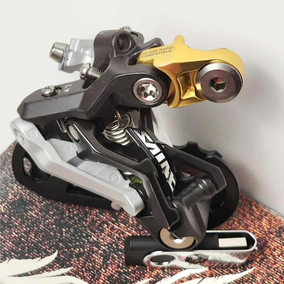 Shimano  - Shimano Saint RD-M810 - Saint - Black 2