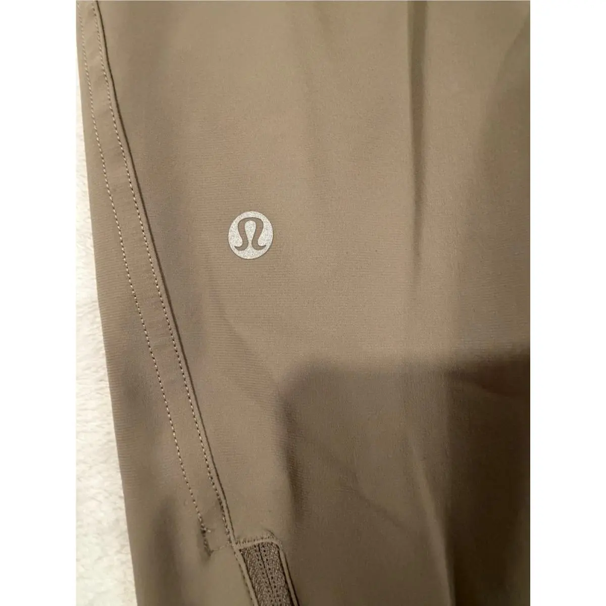 Lululemon clothing - Beige 1