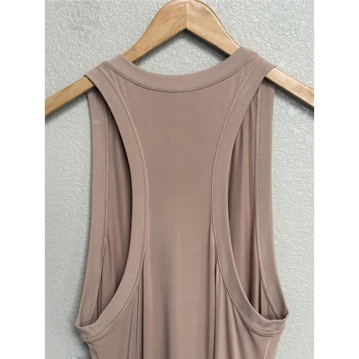 Lululemon clothing - Brown 4