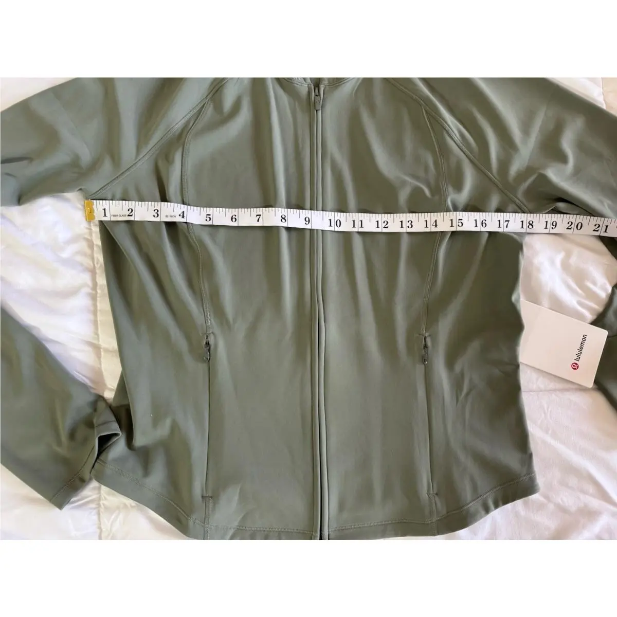 Lululemon clothing - Green 3