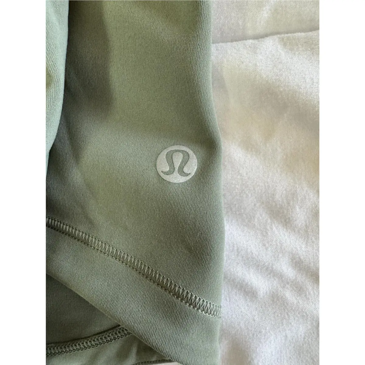 Lululemon clothing - Green 4