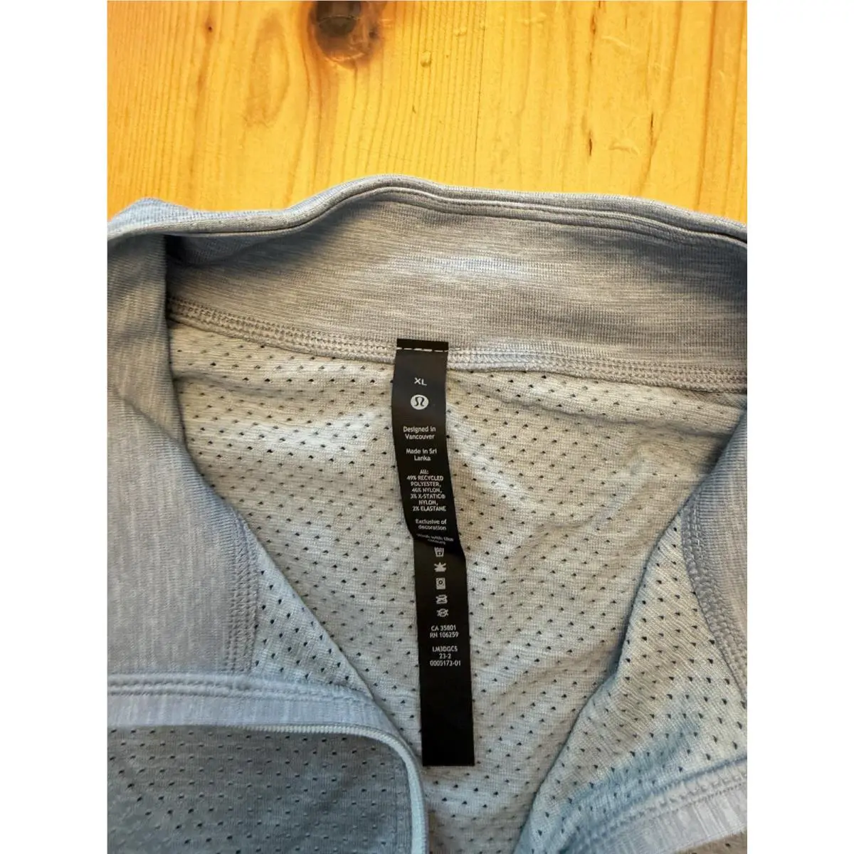 Lululemon clothing - Lululemon Metal Vent Tech - Metal Vent Tech - Gray 3