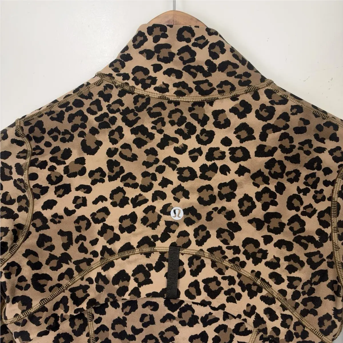 Lululemon clothing - Lululemon Define Jacket Cropped Nulu - true leopard multi 9
