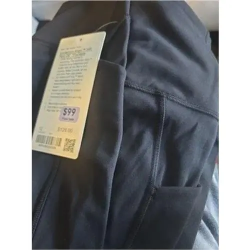 Lululemon clothing - Black 2