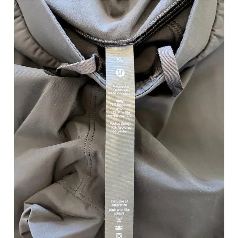 Lululemon clothing - Lululemon Surge - Surge - LM5956S - Black 2