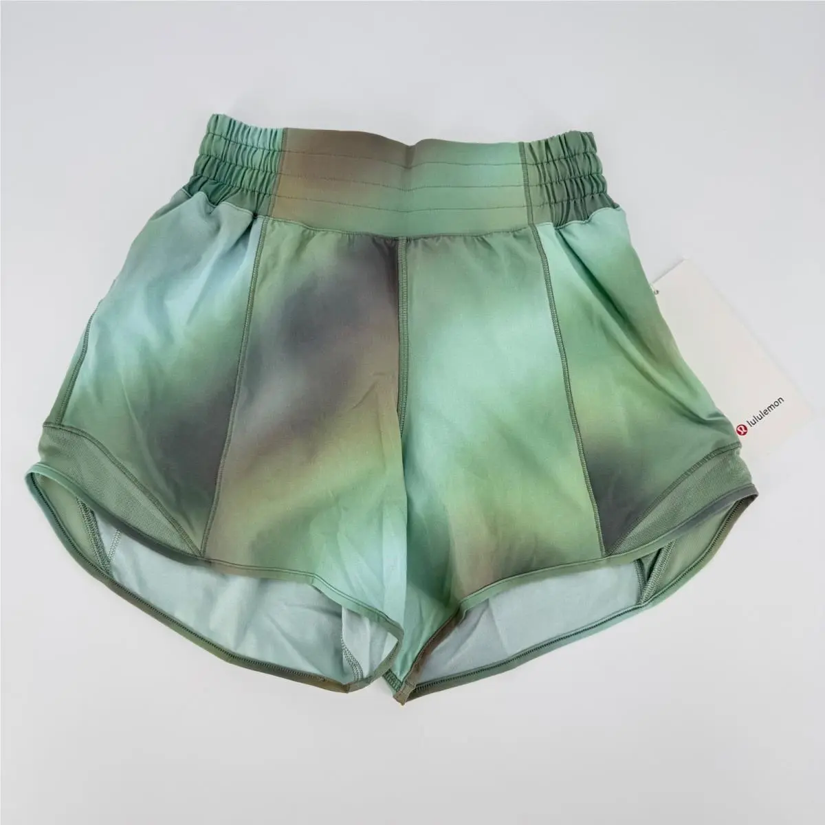 Lululemon Hotty Hot High-rise Shorts 4 Lined Cloud Glow Multi Size 2