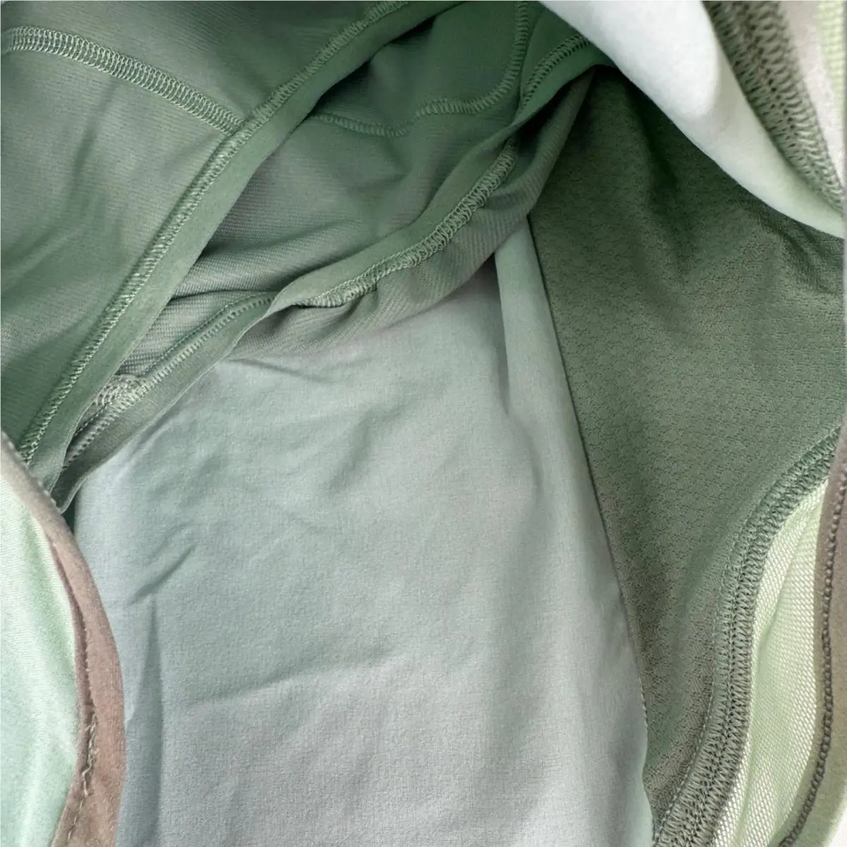 Lululemon clothing - Green 1