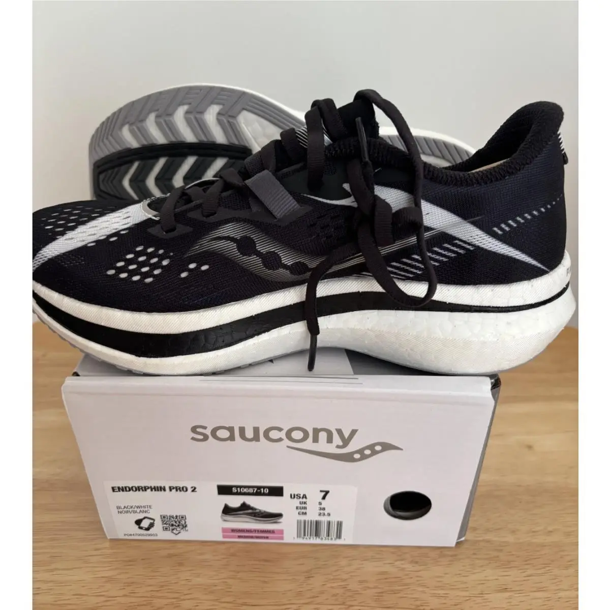 Saucony shoes - black/white 0