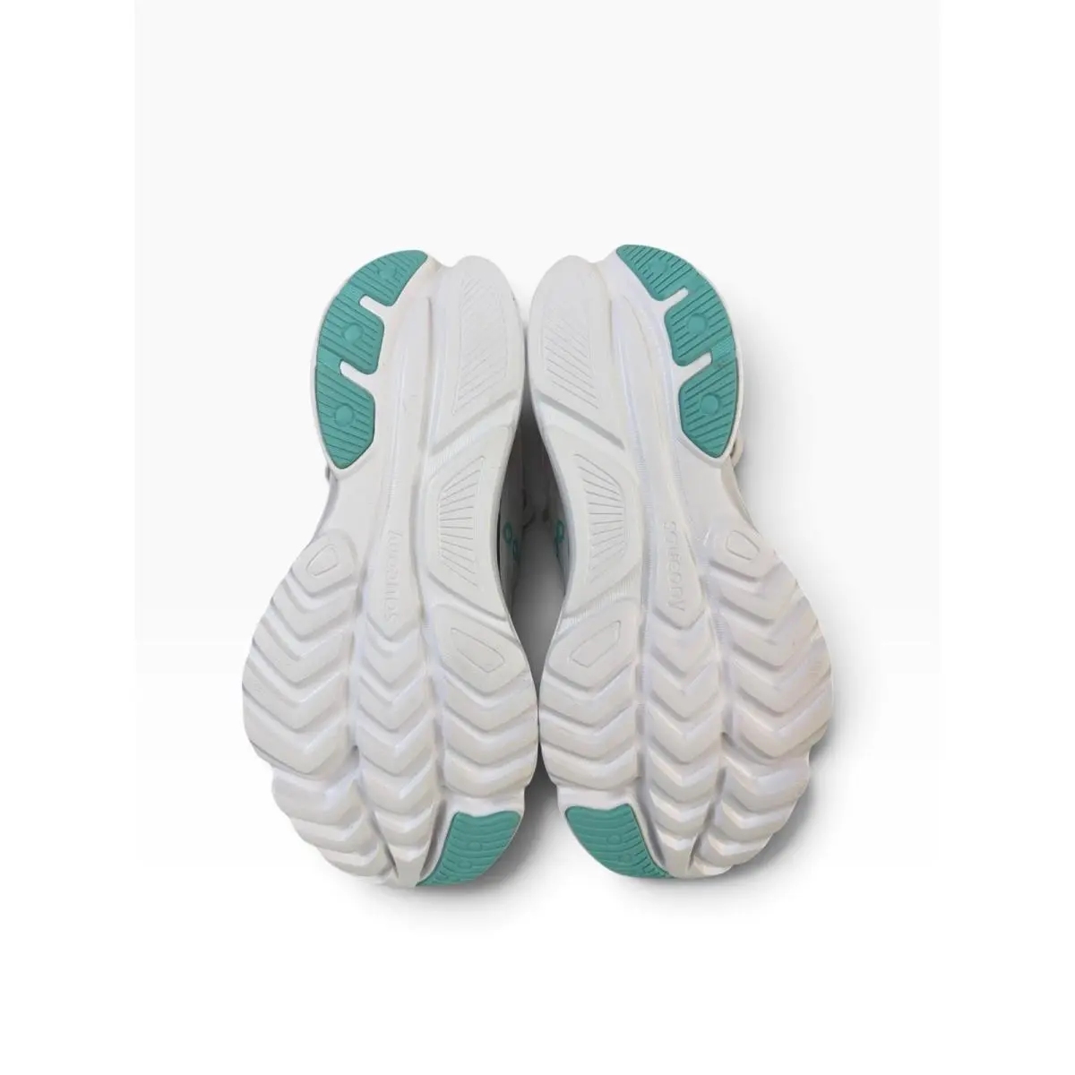 Saucony shoes - White 4