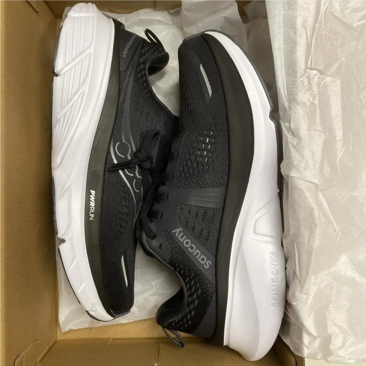 Saucony shoes - Guide 18 - Guide - Black/White (UPC: 195020800539) 3