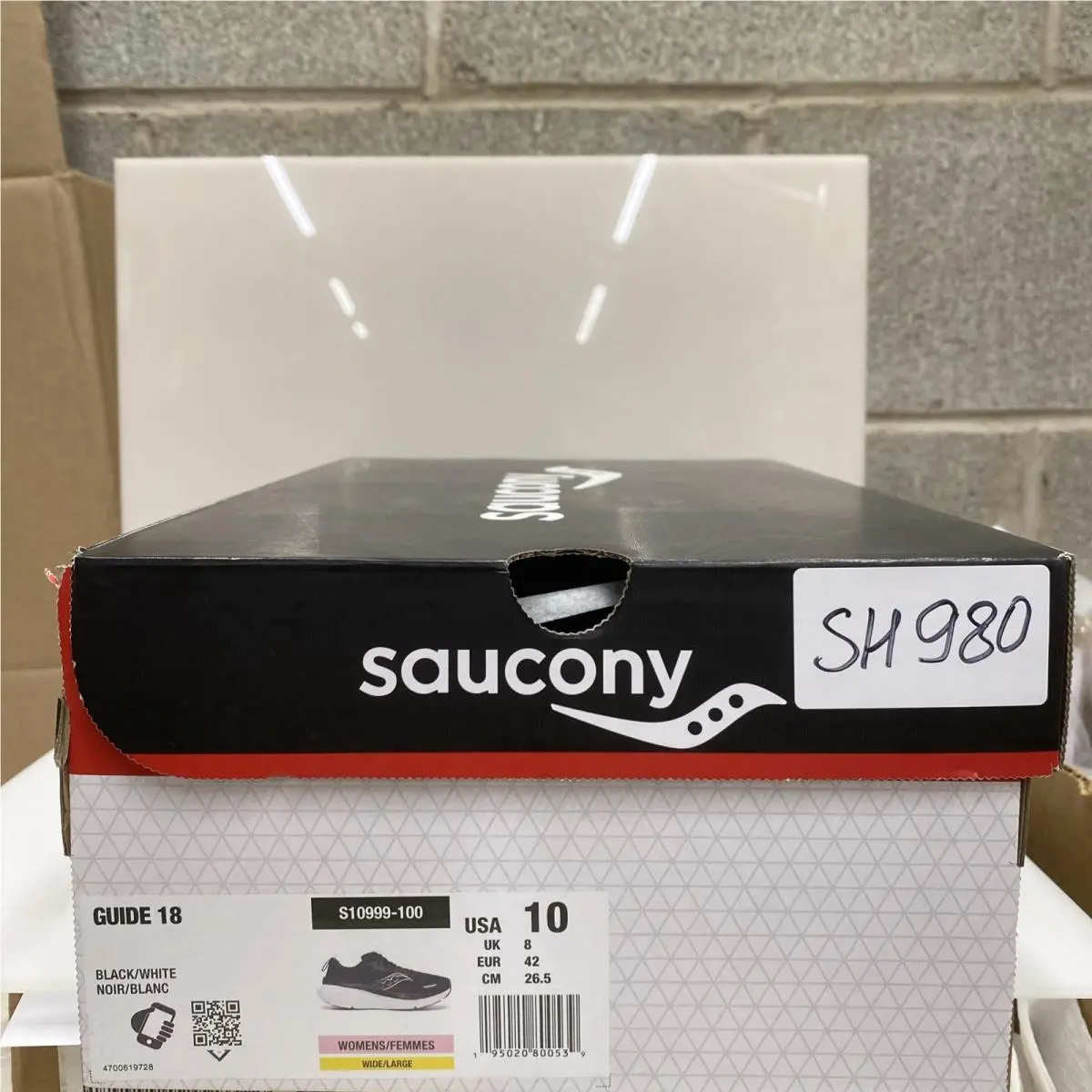 Saucony shoes - Guide 18 - Guide - Black/White (UPC: 195020800539) 4