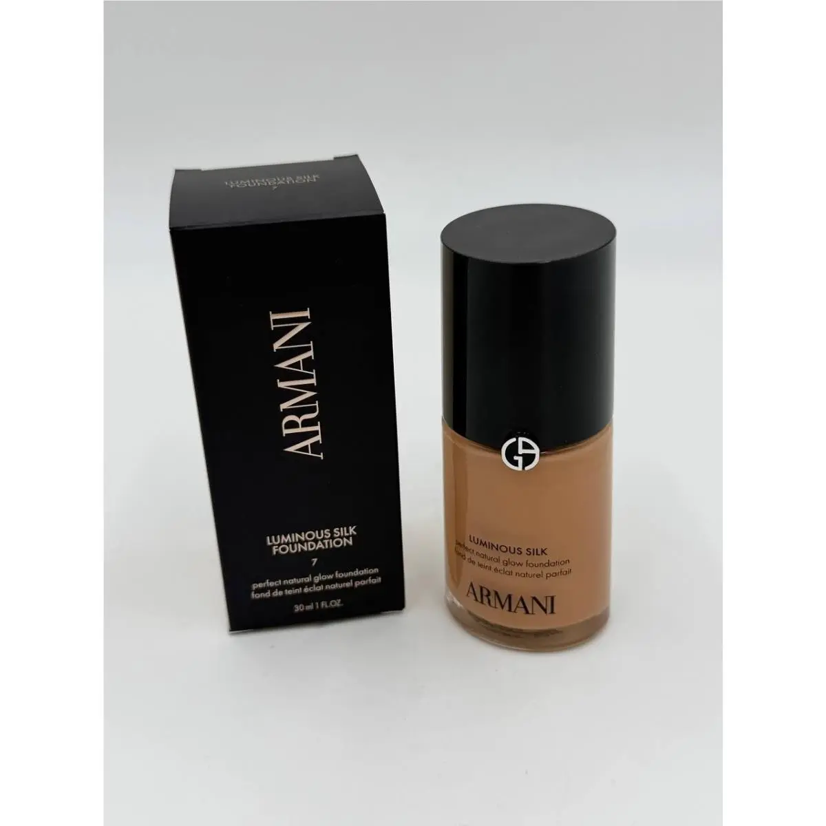 Giorgio Armani Luminous Silk Foundation 30ml 1.0oz Shade 7 Leaked Box
