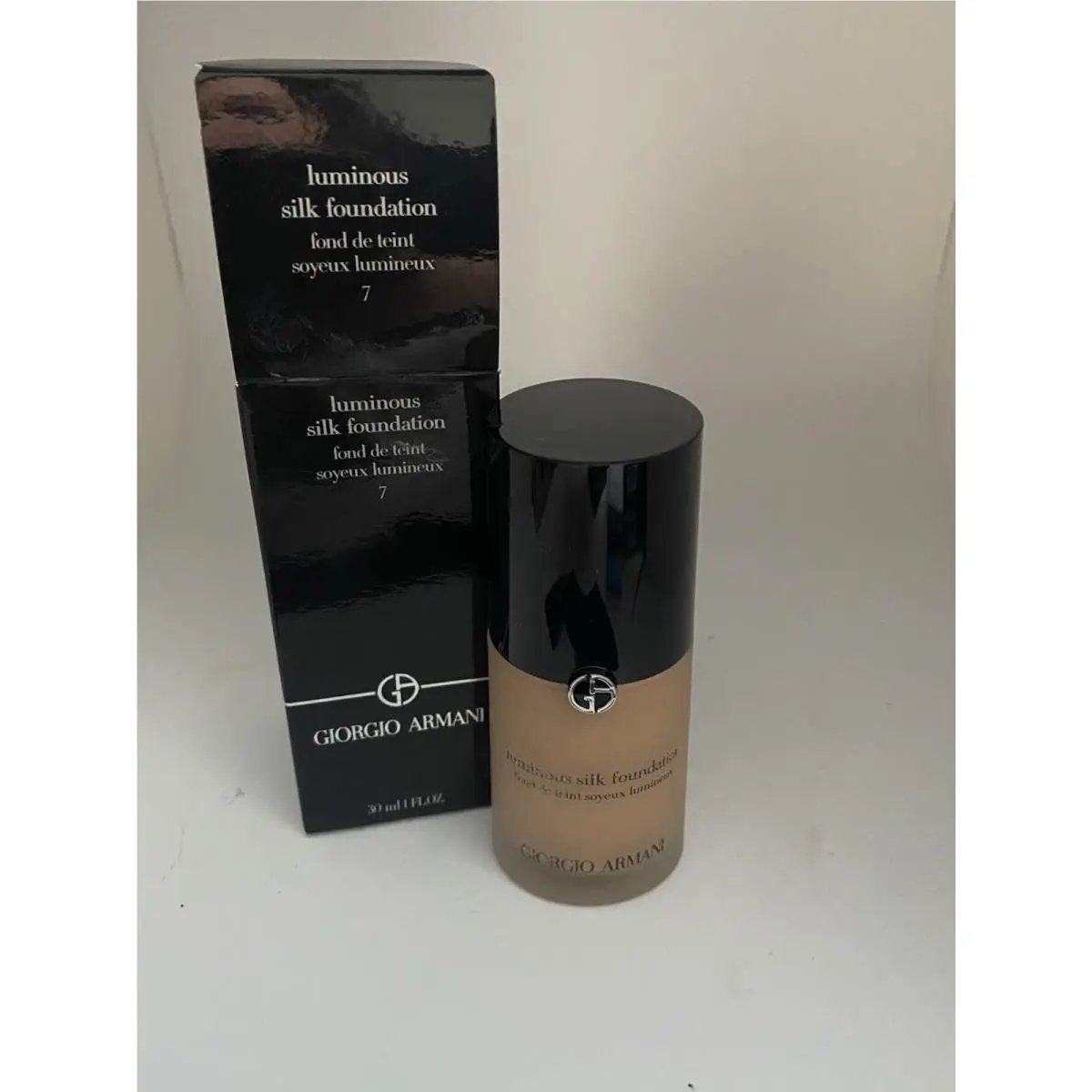 Giorgio Armani Luminous Silk Perfect Glow Foundation - 7 Formula 1 Oz