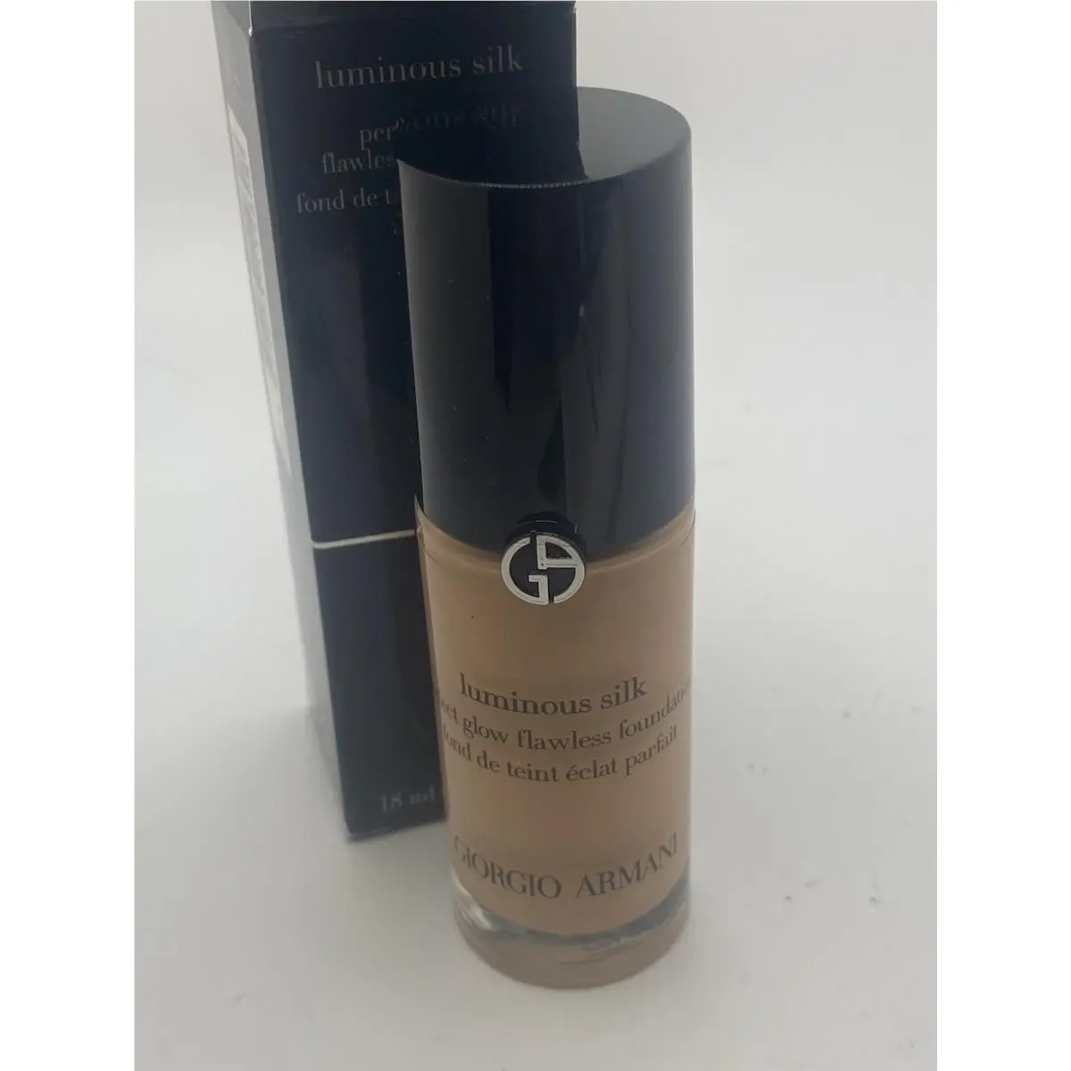 Giorgio Armani Luminous Silk Perfect Glow Foundation - 5.75 0.6 Oz