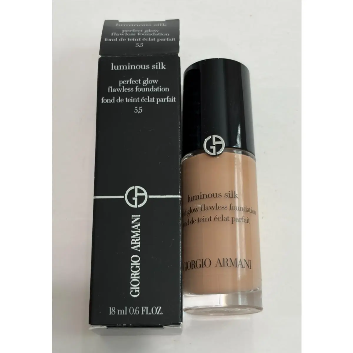 Giorgio Armani Luminous Silk Perfect Glow Flawless Foundation 5 5 - 0.6 oz 18ml