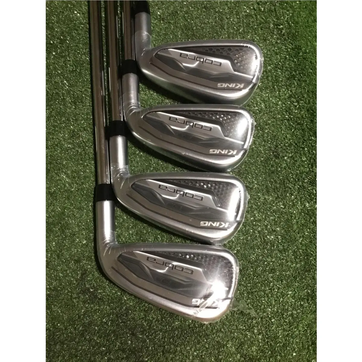 Cobra  - King - King - Lie Angle: Black 1