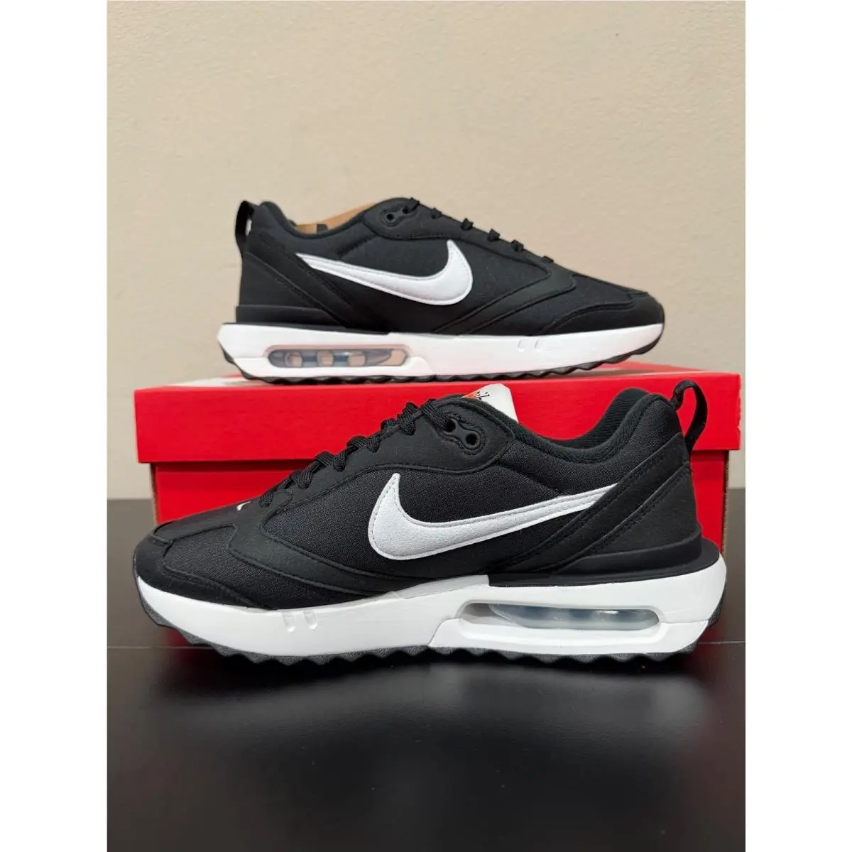 Nike shoes - Black 0