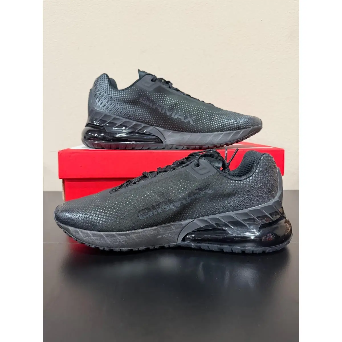 Nike shoes - Black 0