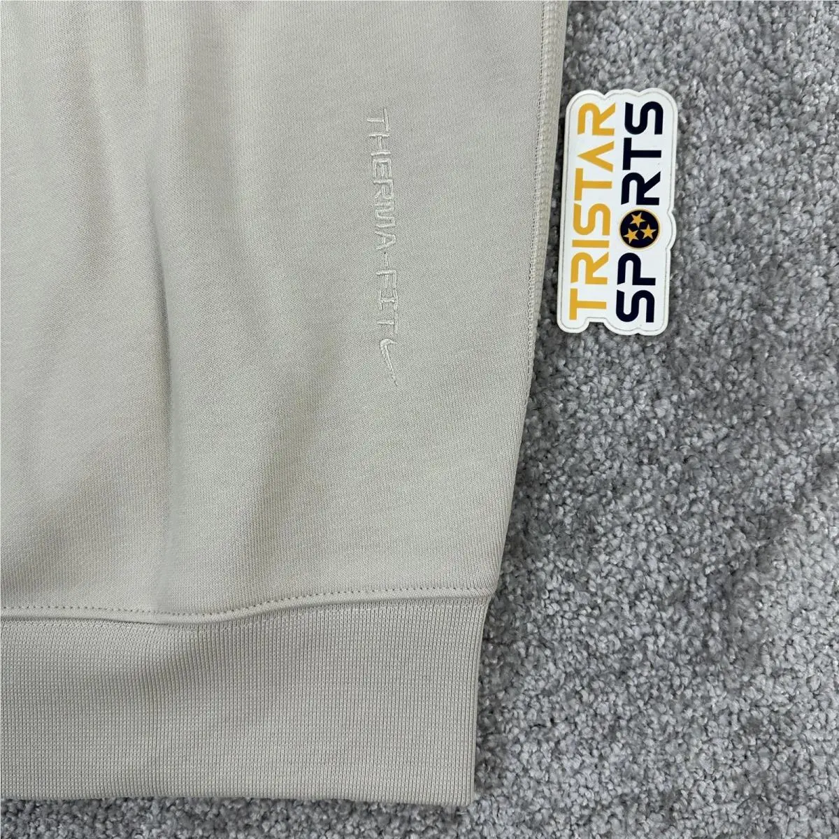 Nike clothing - Gray (UPC: 197600921115) 4