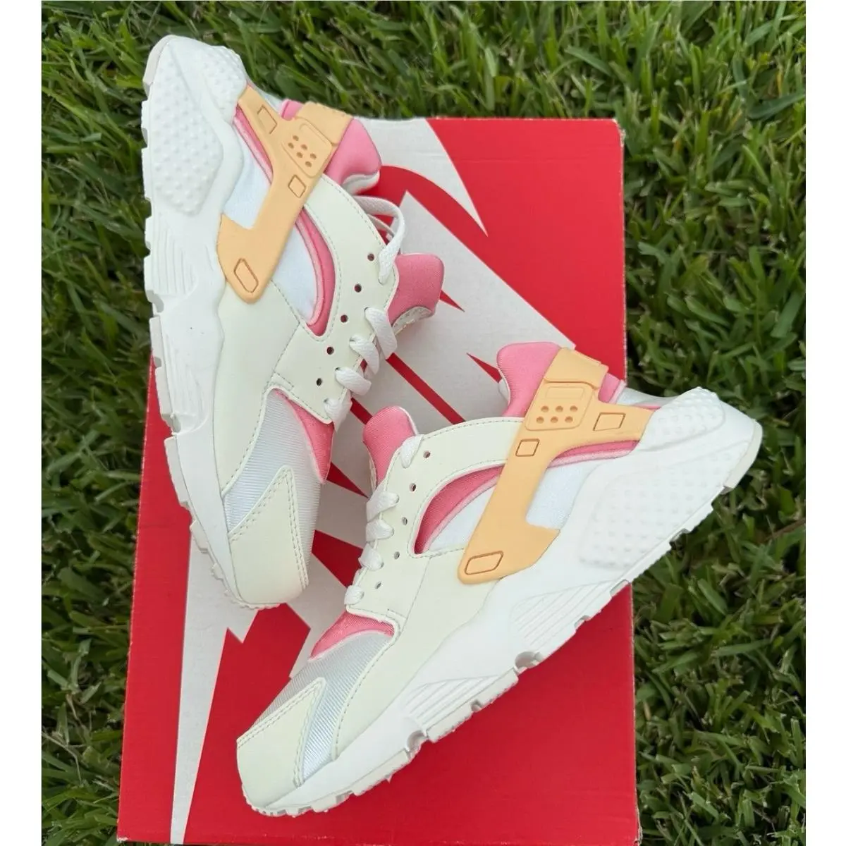 Nike shoes - Nike Air Huarache Run - Air Huarache Run - 654275-118 - SAIL / PINK 2